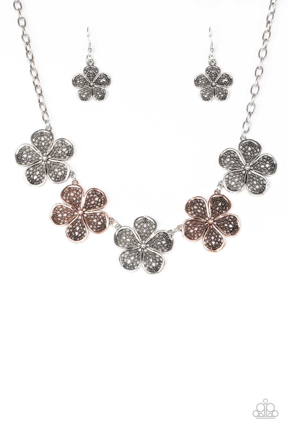 Paparazzi No Common Daisy Necklaces