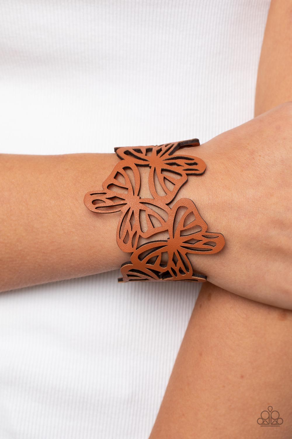 Paparazzi Butterfly Breeze Wrap & Snap