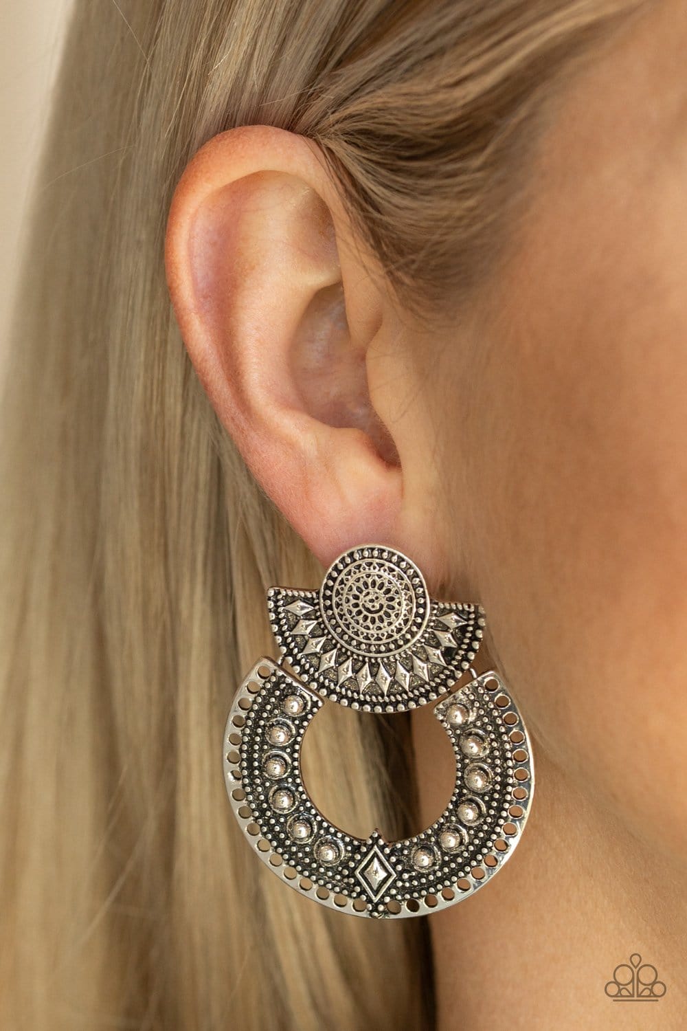 Paparazzi Texture Takeover Post Earrings