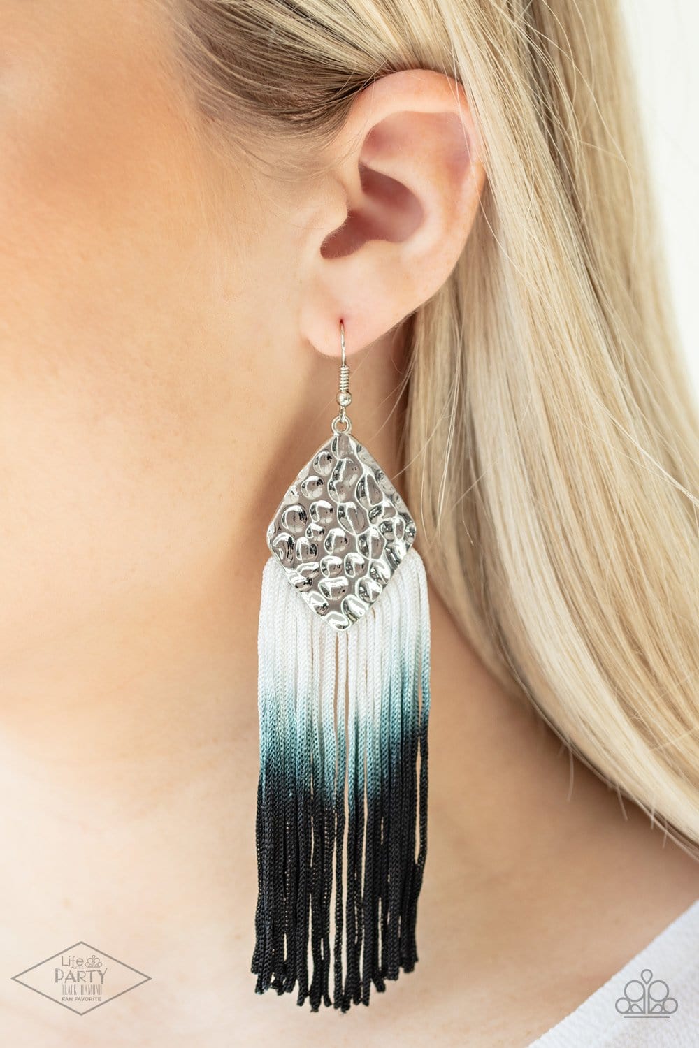 Paparazzi Dip In Tassel Earrings