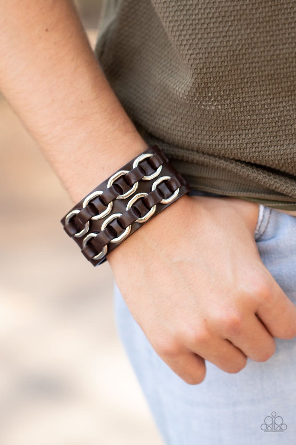 Paparazzi Throttle It Out Mens Snap Bracelets