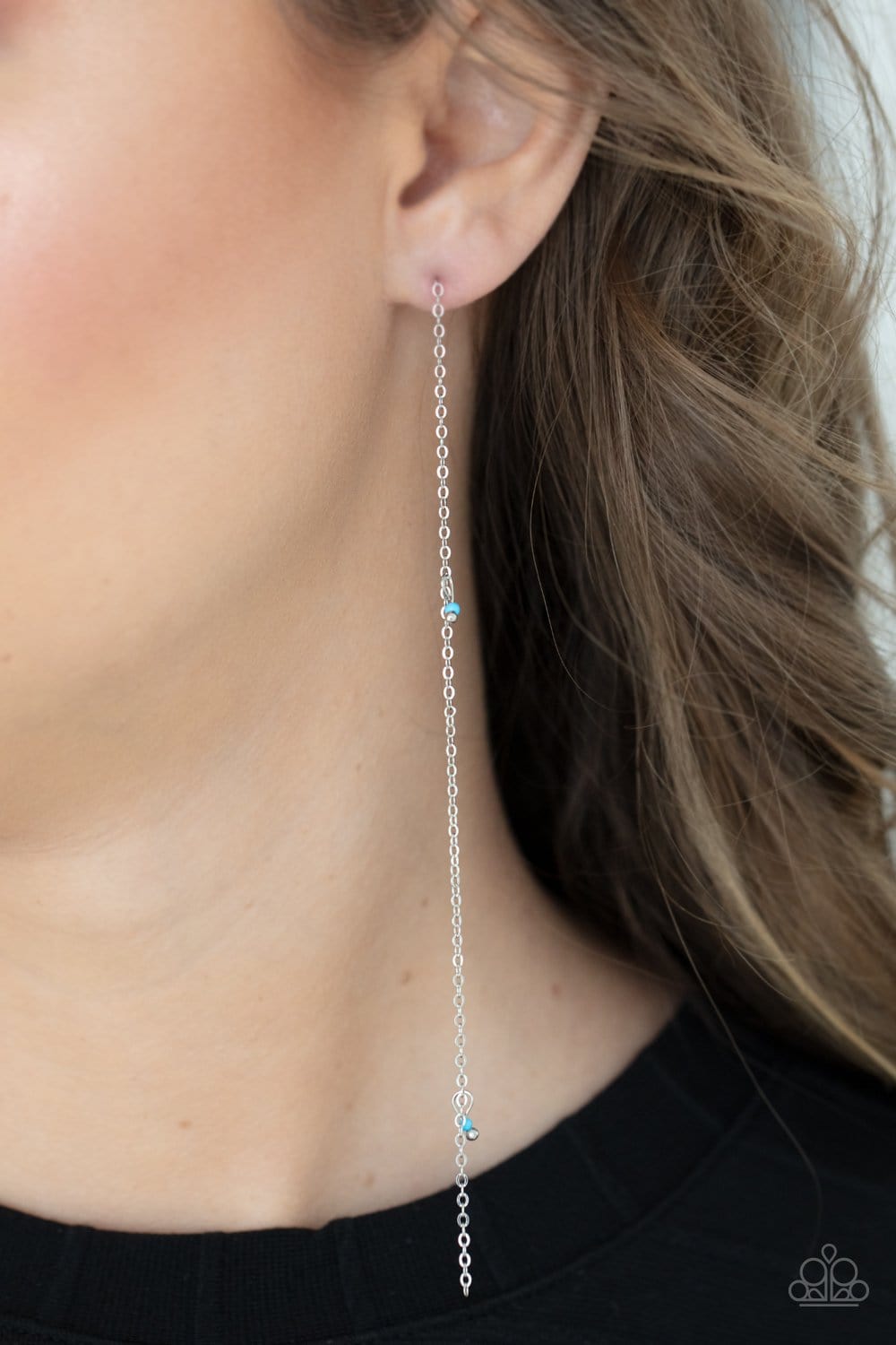 Paparazzi Dauntlessly Dainty Earrings