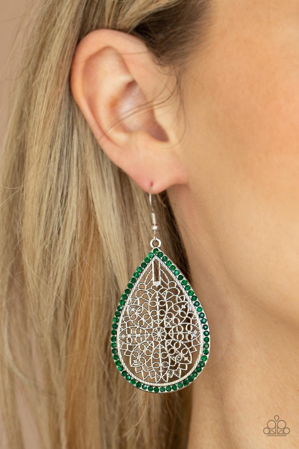 Paparazzi Fleur de Fantasy Earrings