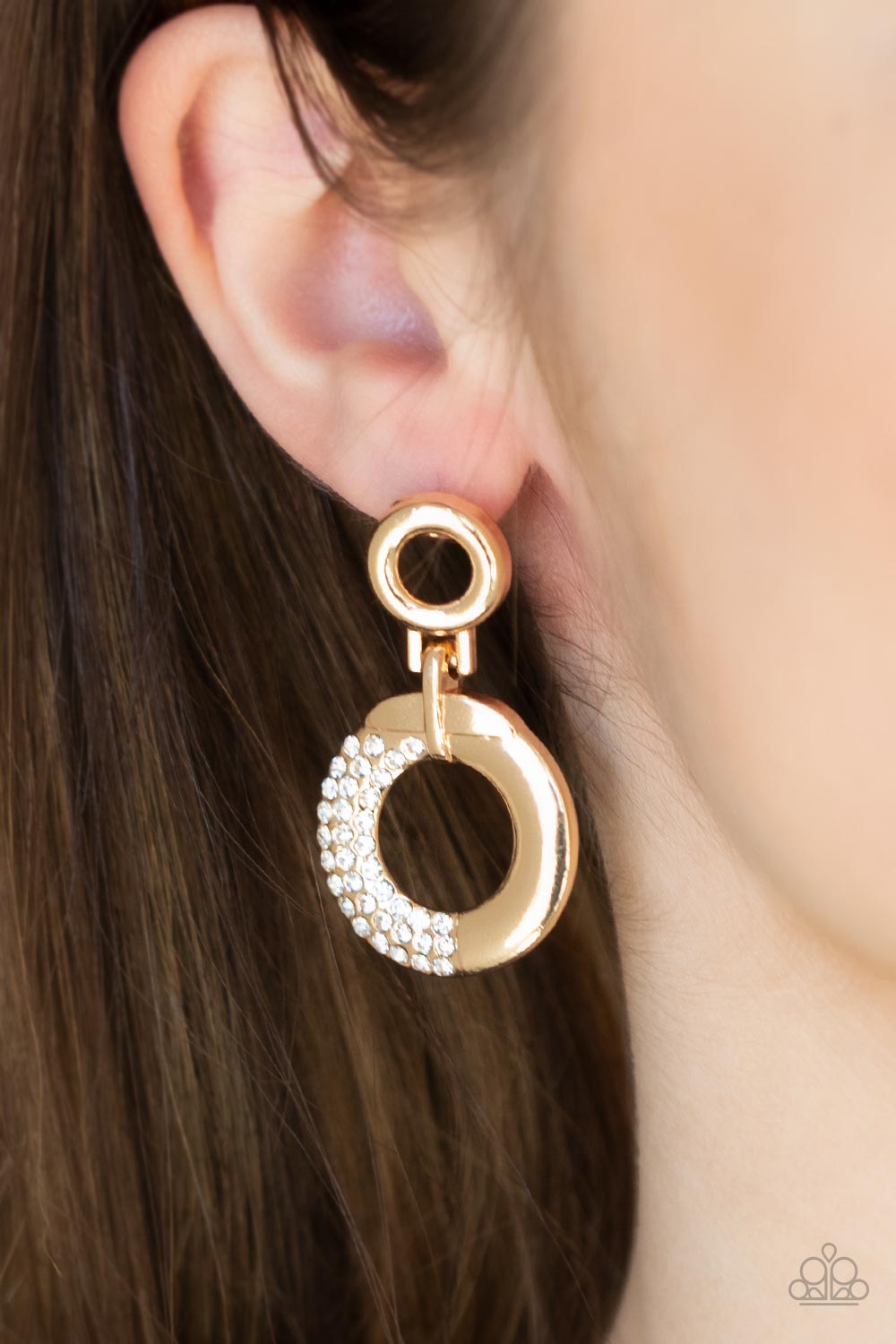 Paparazzi Modern Motivation Post Earrings