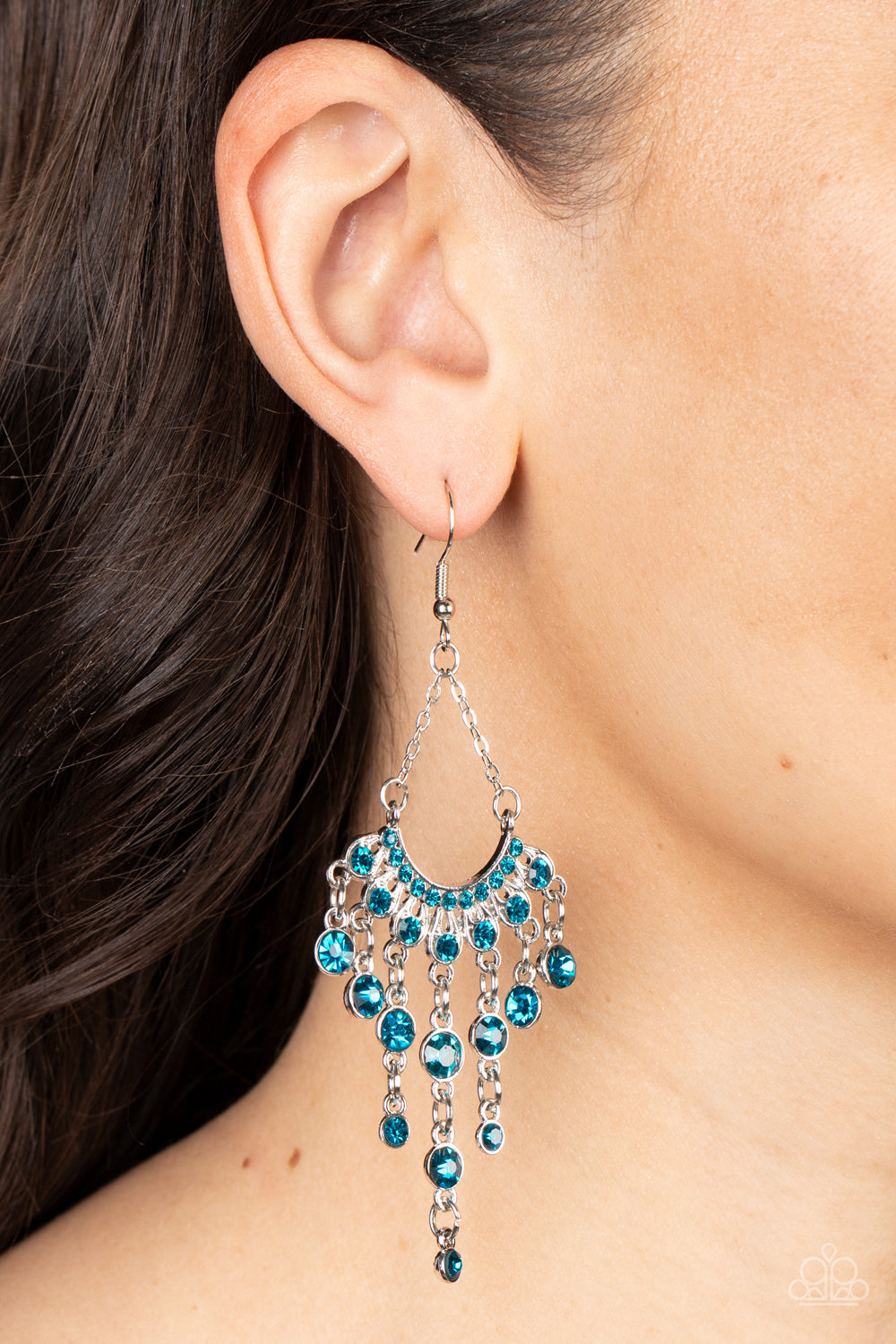 Paparazzi Commanding Candescence Earrings