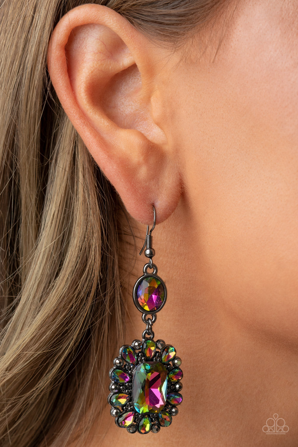Paparazzi Capriciously Cosmopolitan Earrings