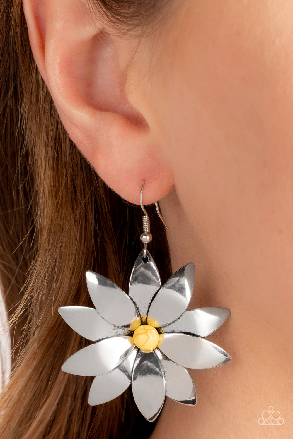 Paparazzi Pinwheel Prairies Flower Earrings