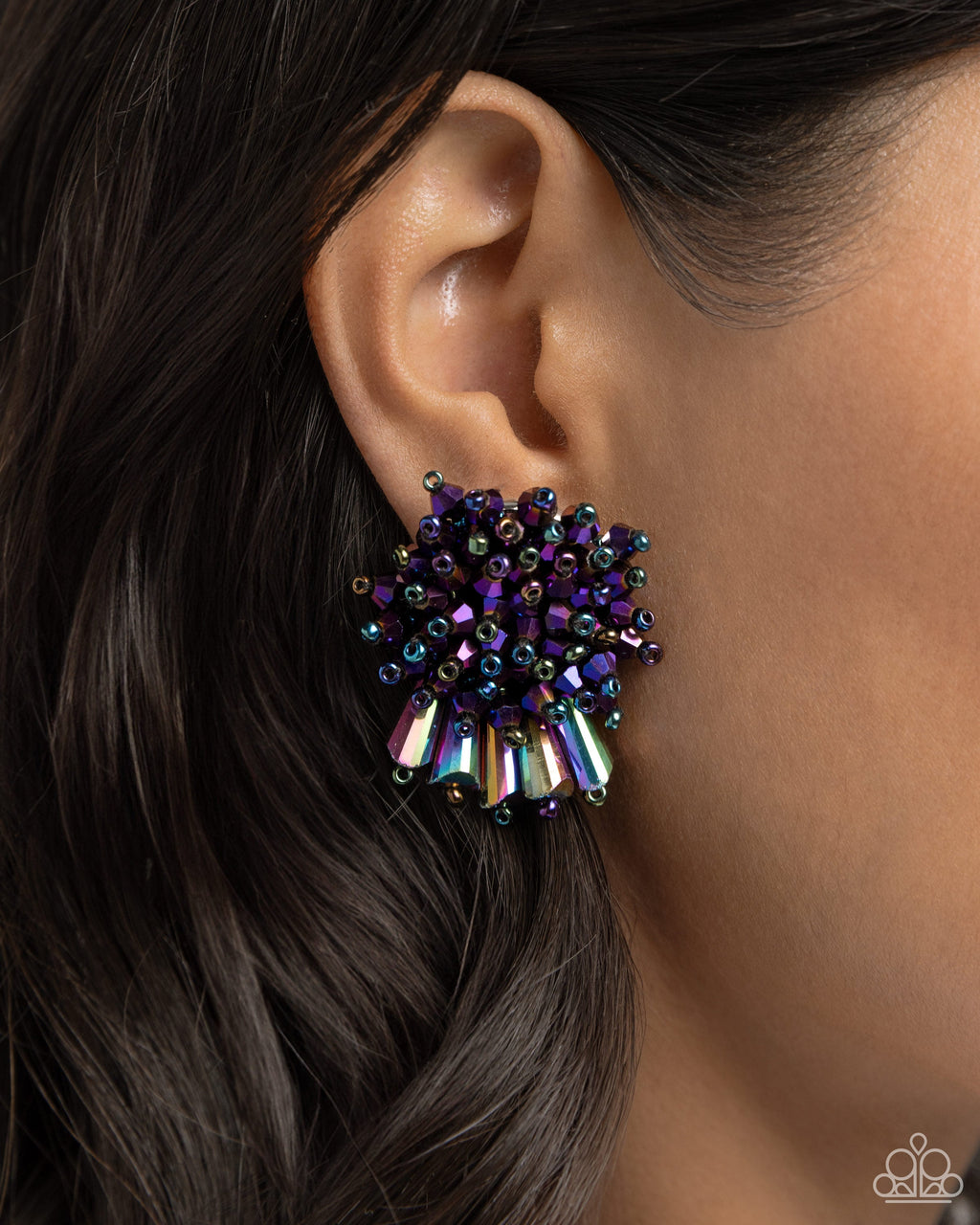 Paparazzi Streamlined Sass Post Earrings