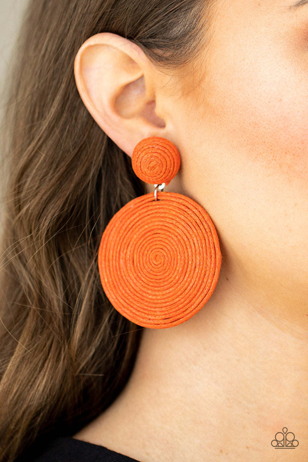 Paparazzi Circulate The Room Earrings