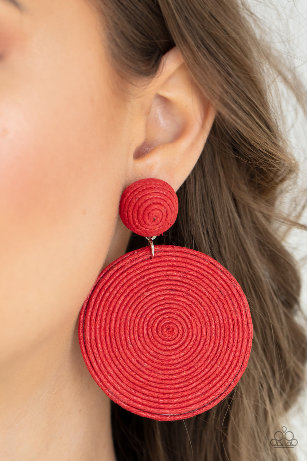 Paparazzi Circulate The Room Earrings