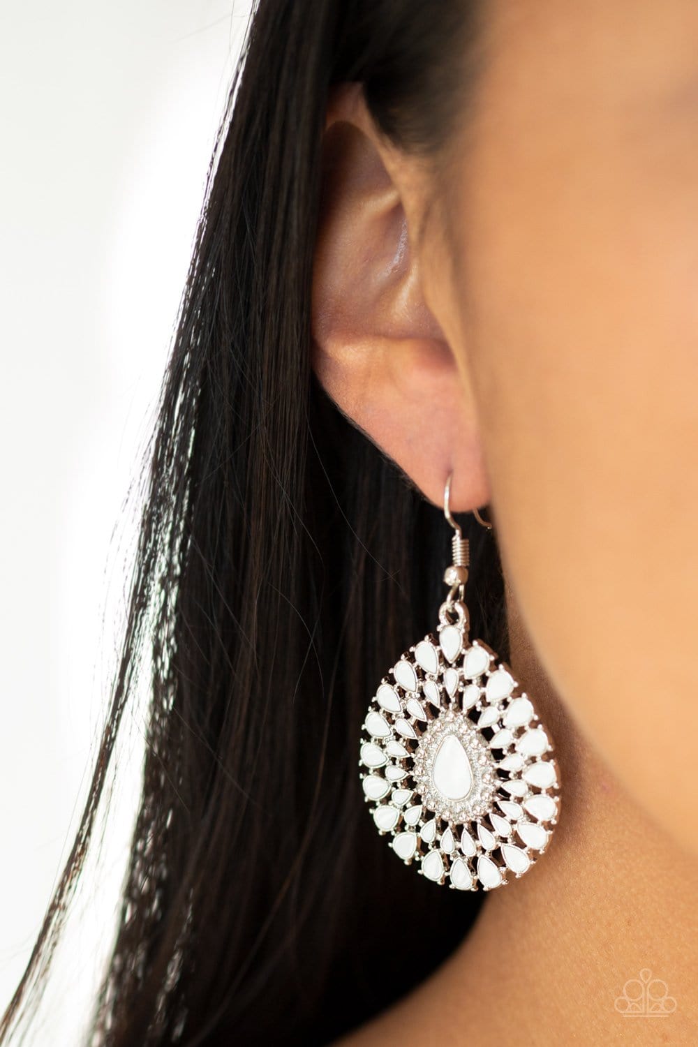 Paparazzi City Chateau Earrings