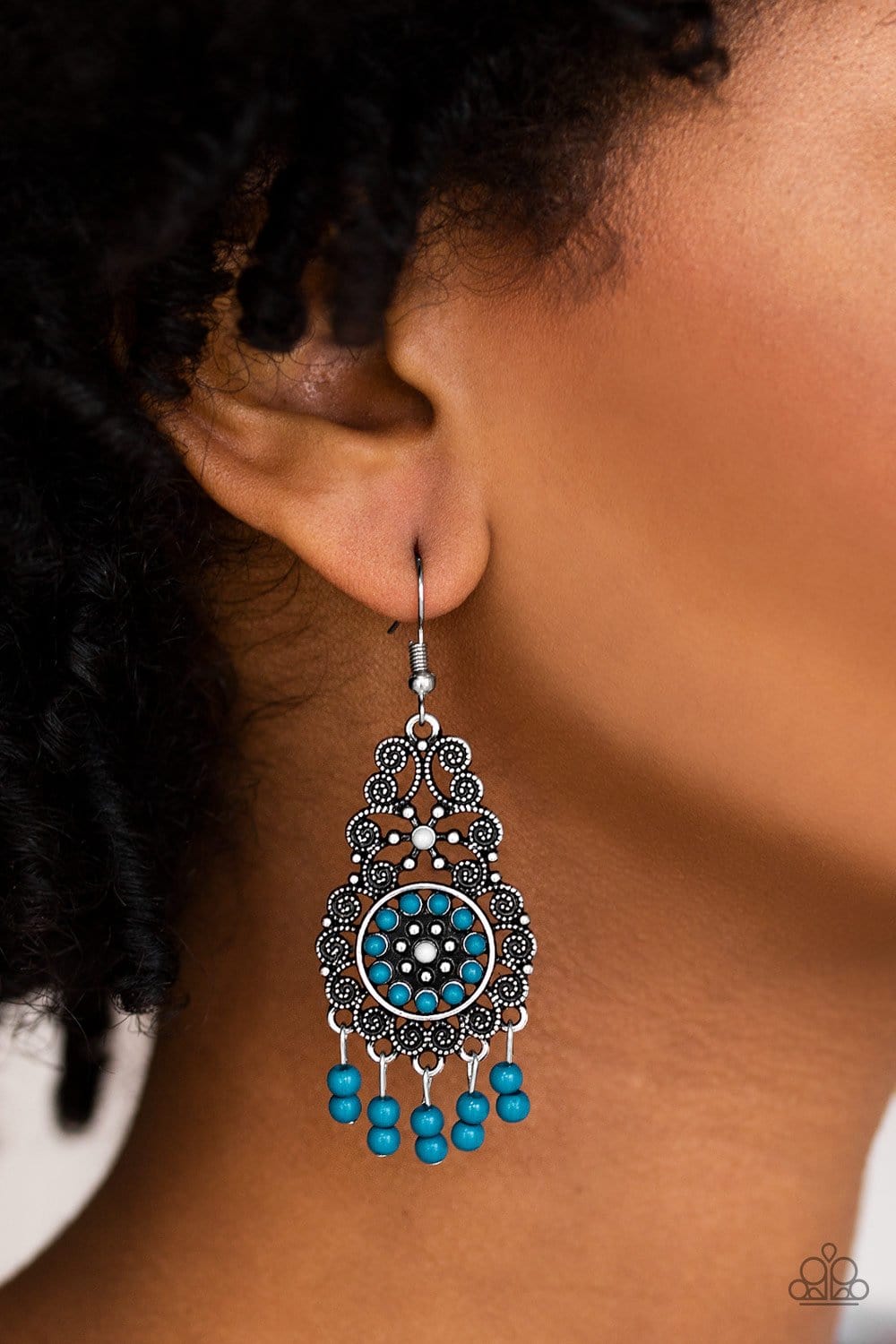 Paparazzi Courageously Congo Earrings