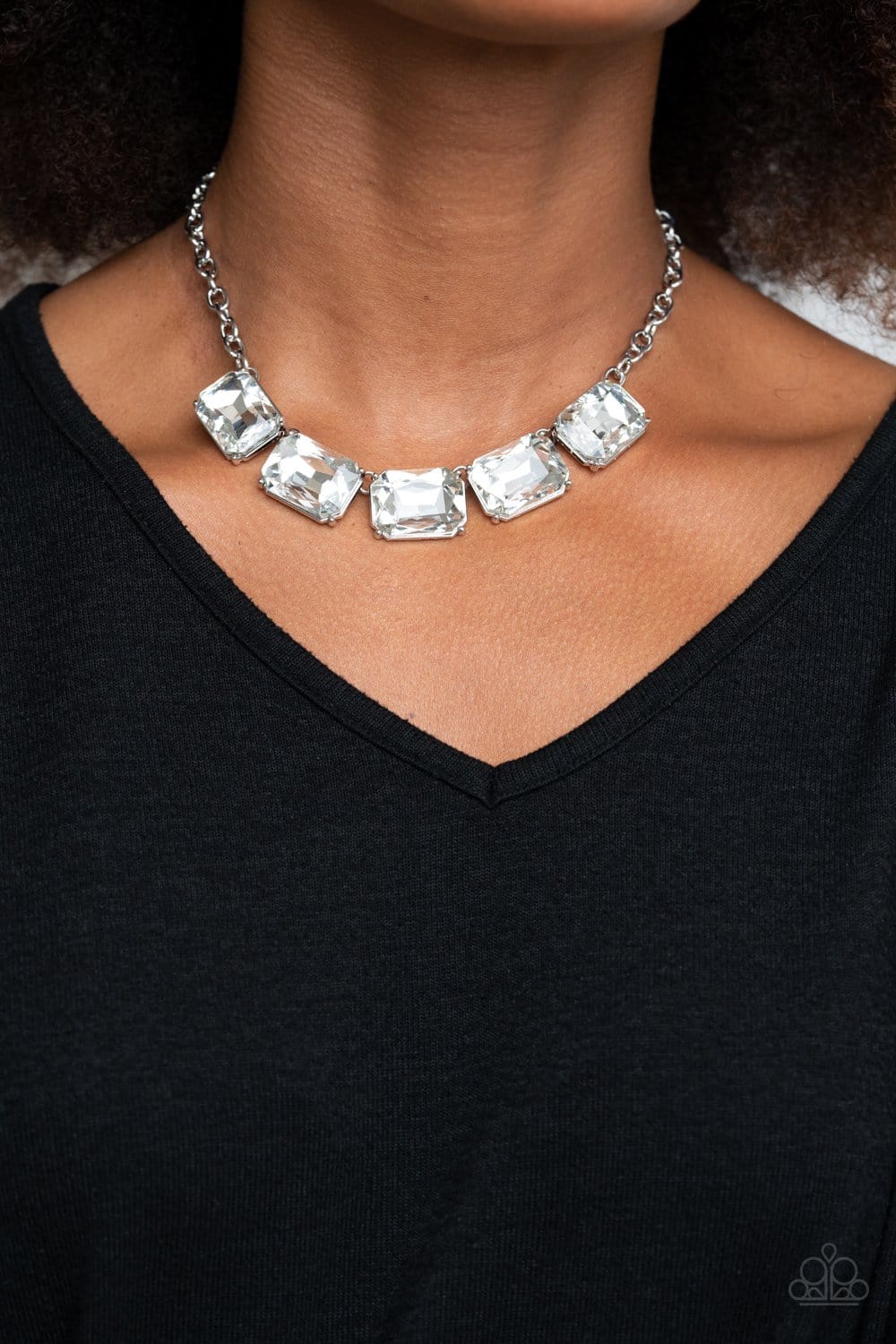 Paparazzi Deep Freeze Diva Necklaces