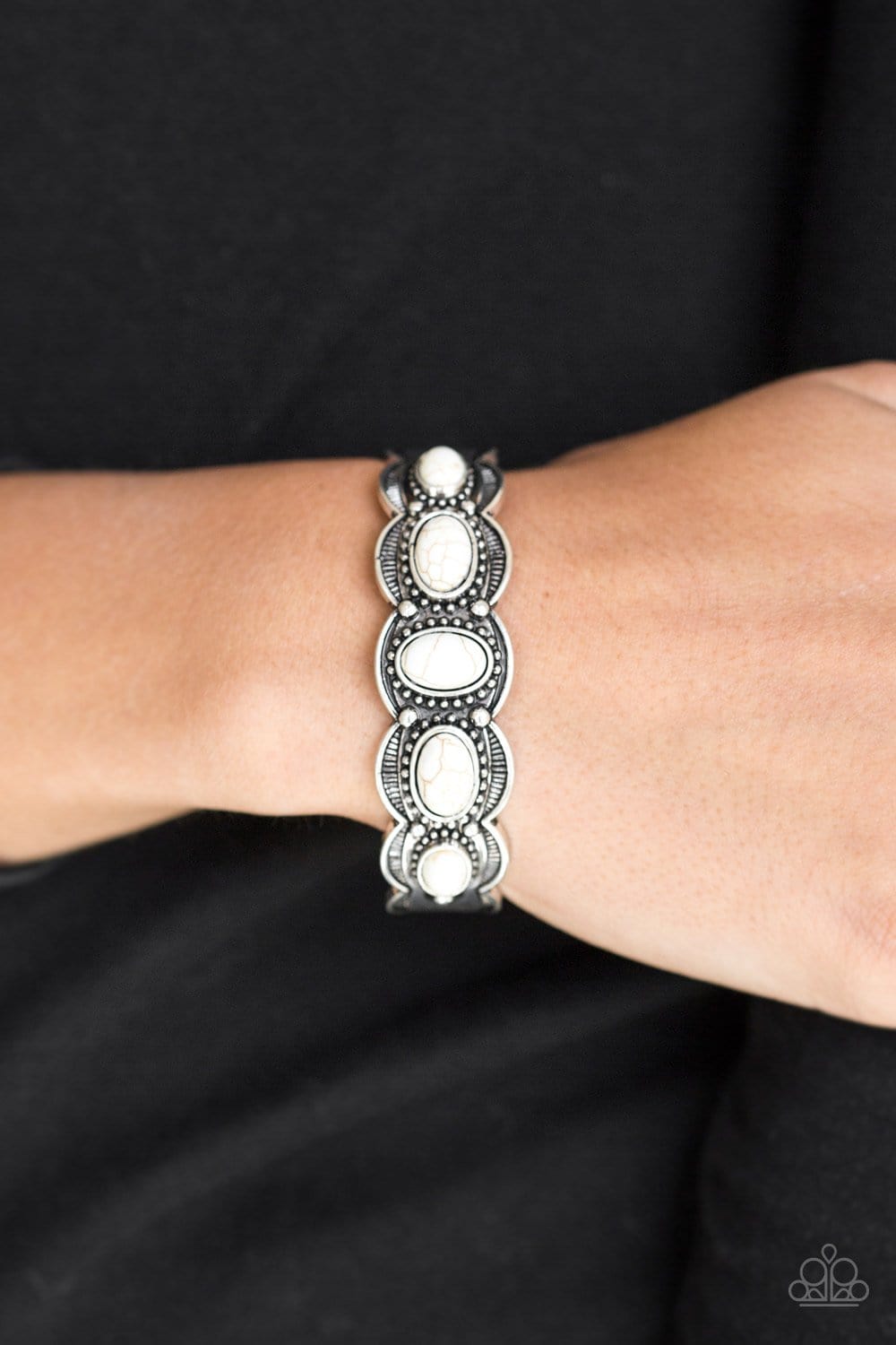 Paparazzi Desert Farer Cuffs