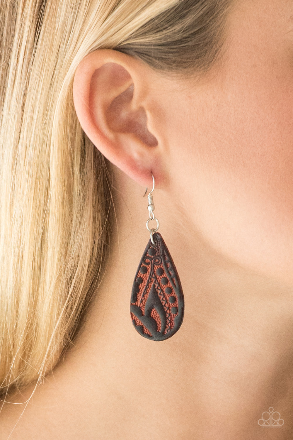 Paparazzi Get In The Groove Leather Earrings