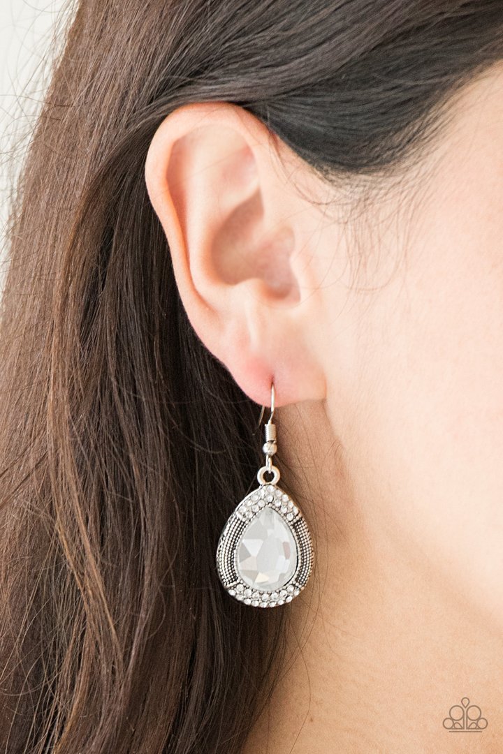Paparazzi Grandmaster Shimmer Earrings