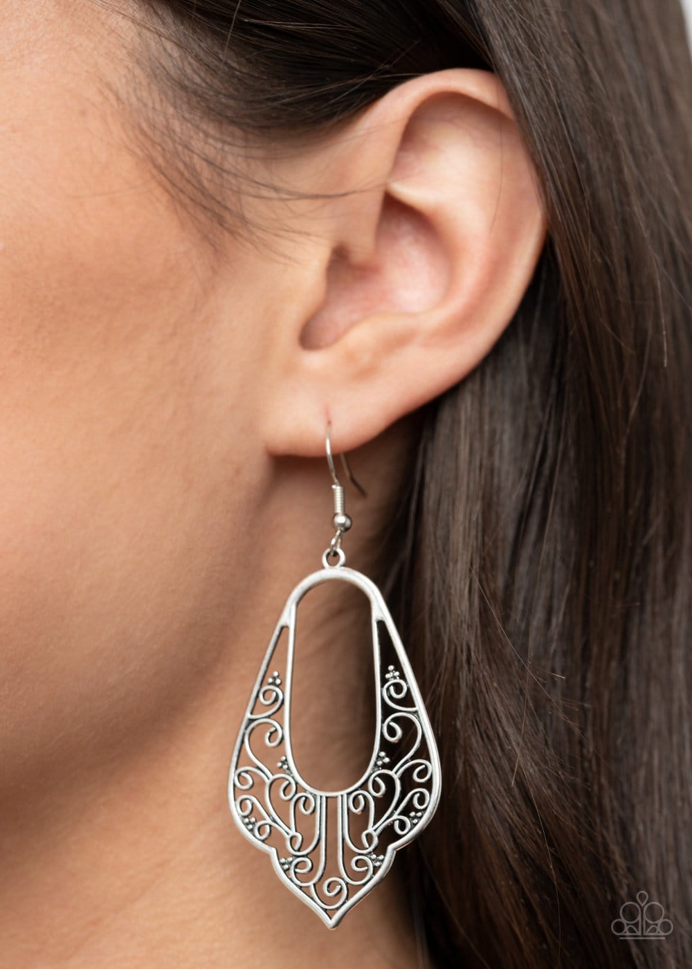 Grapevine Glamour Earrings #663