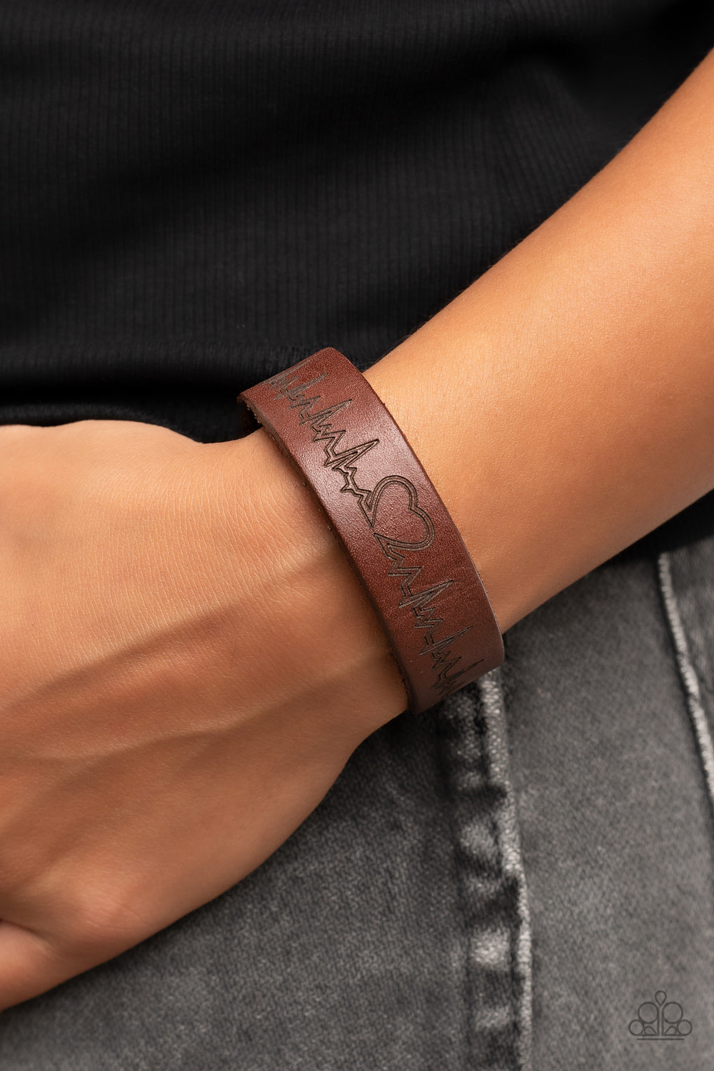 Paparazzi Haute Heartbeat Wrap & Snap