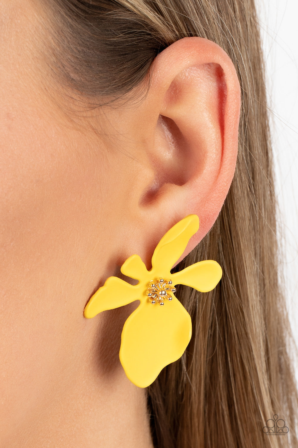 Hawaiian Heiress Post Earrings