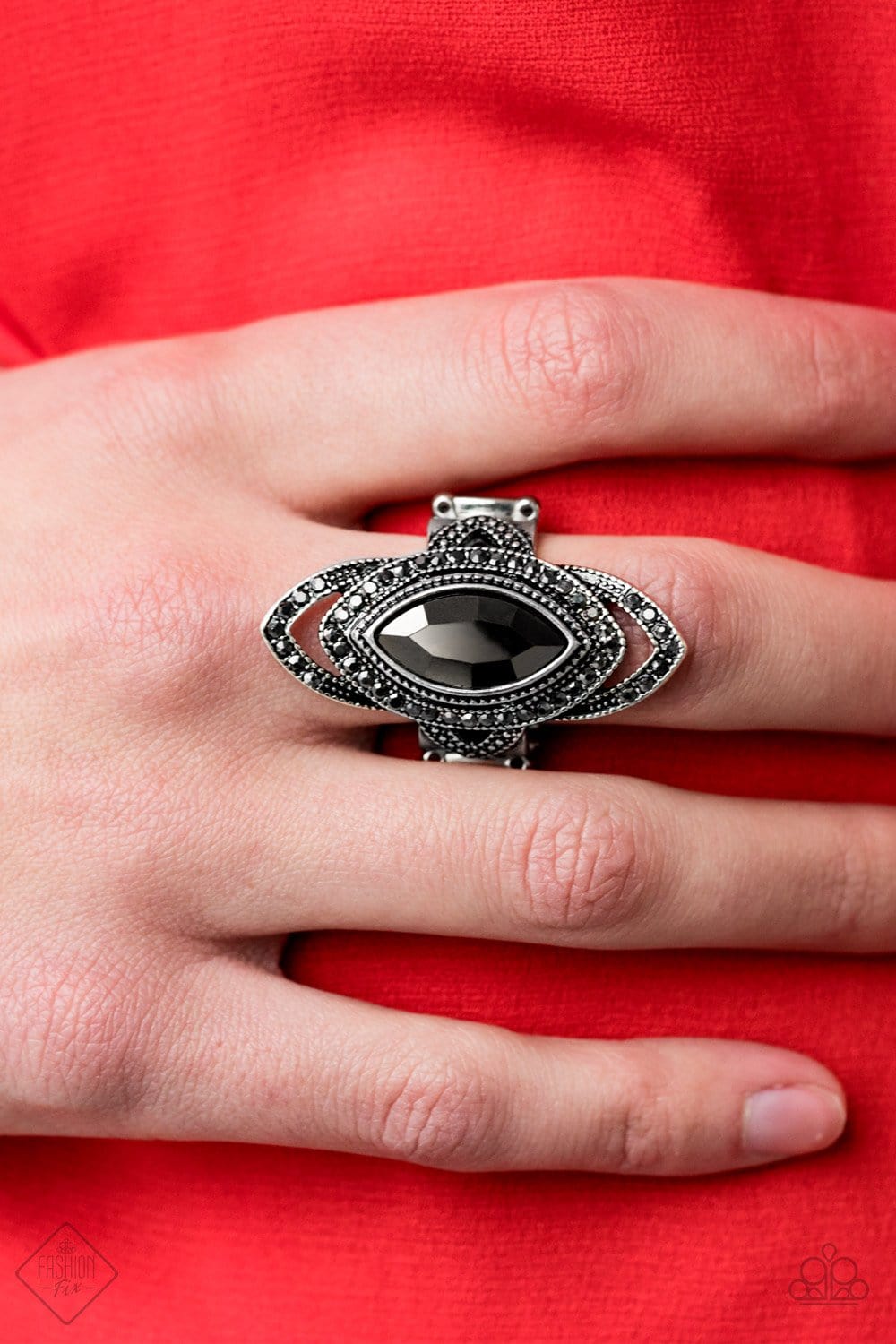 Paparazzi Hot Off The Empress Rings