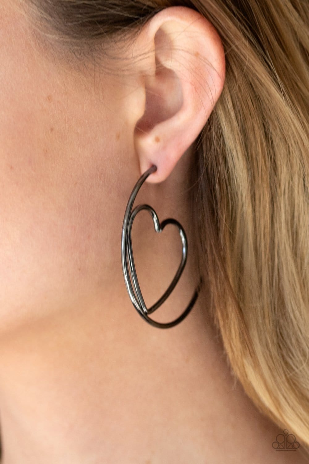 Paparazzi Love At First BRIGHT Hoops
