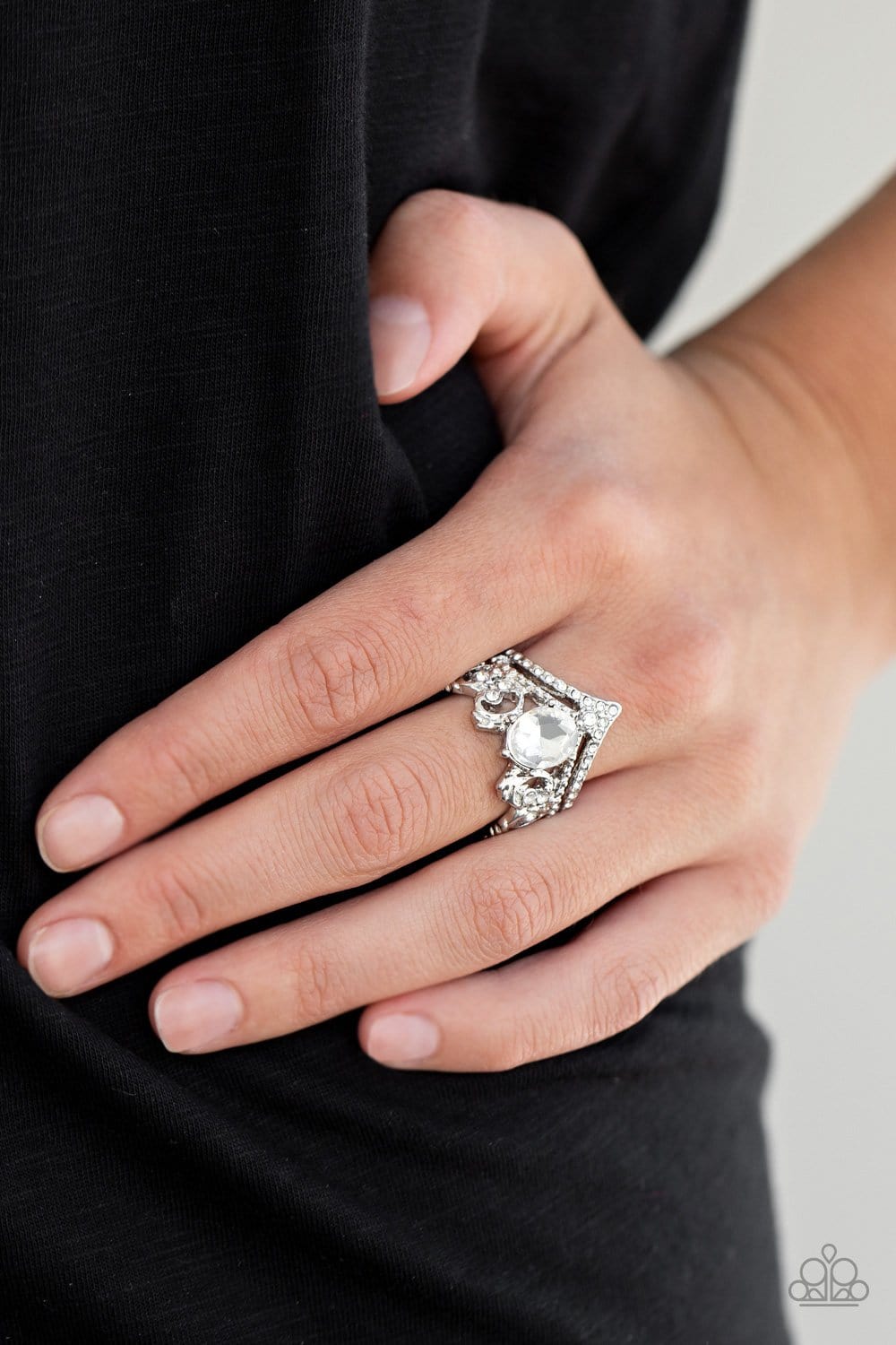 Paparazzi Metro Queen Rings