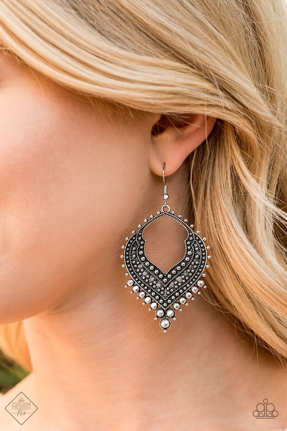 Paparazzi Mojave Melody Earrings