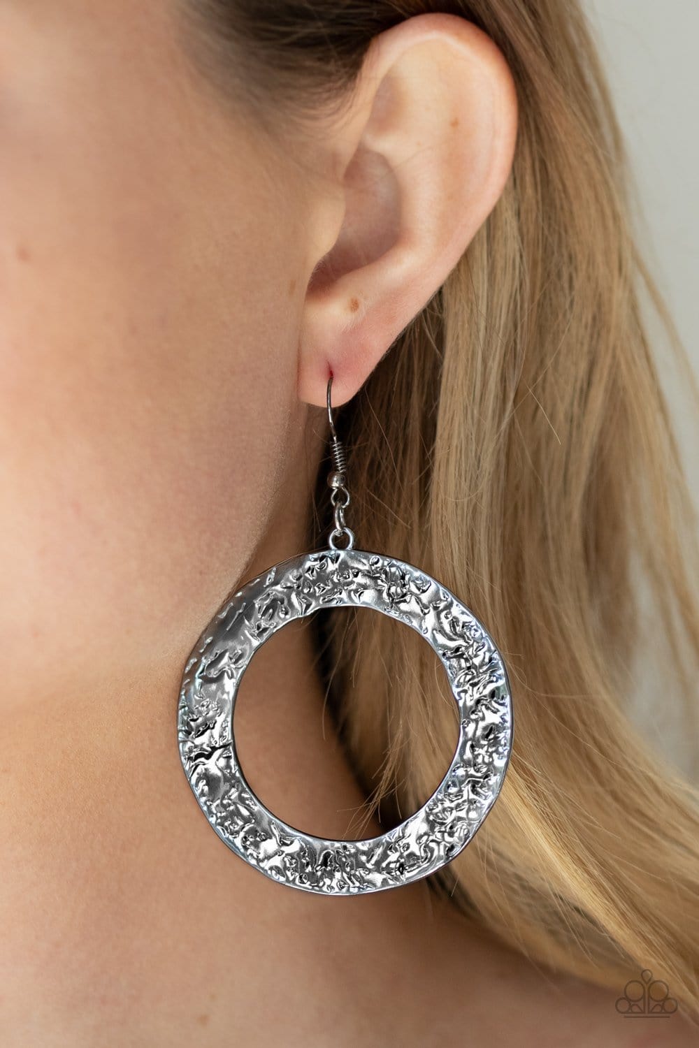 Paparazzi PRIMAL Meridian Earrings