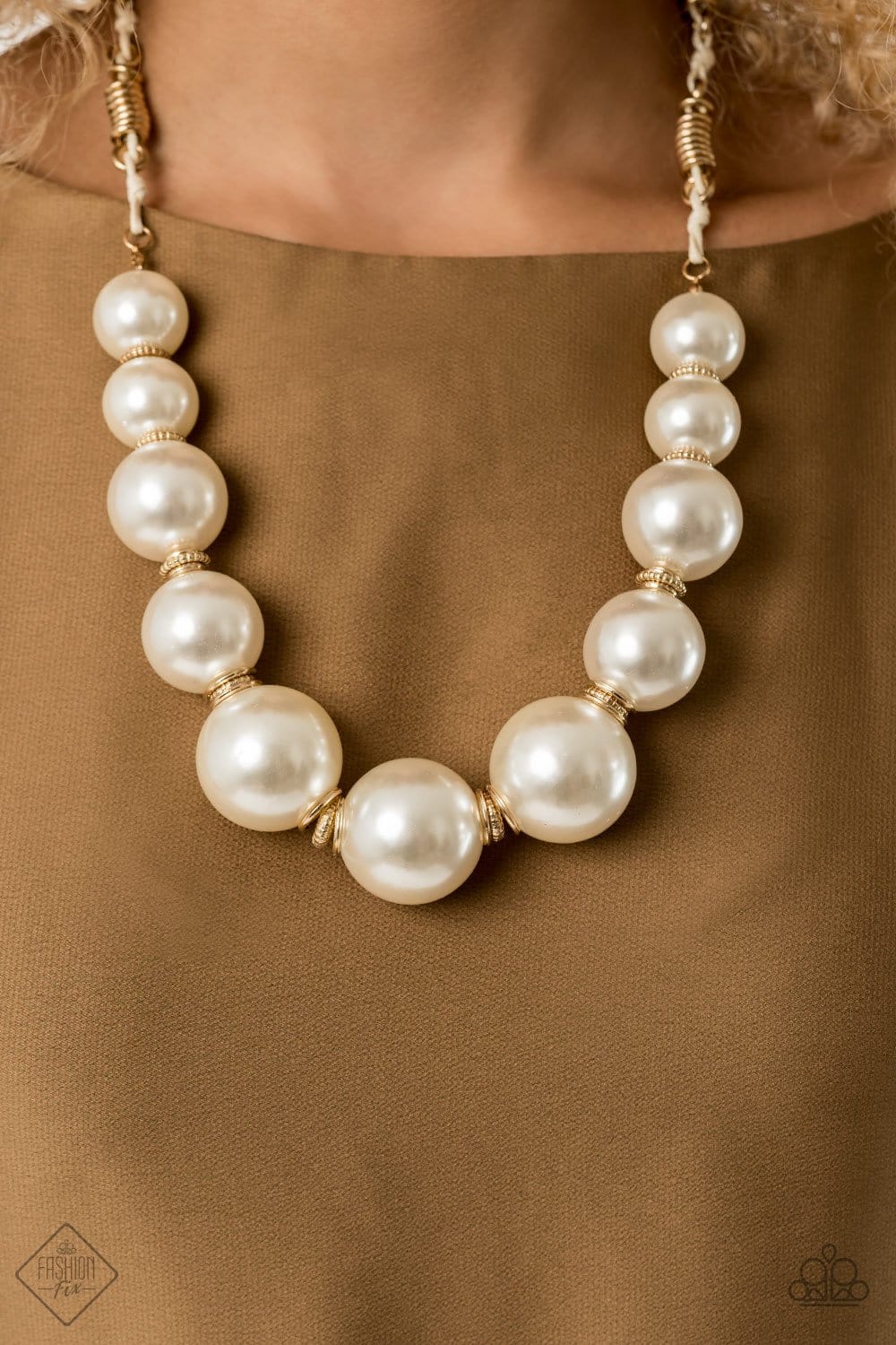 Paparazzi Pearly Prosperity Necklace Fashion Sets