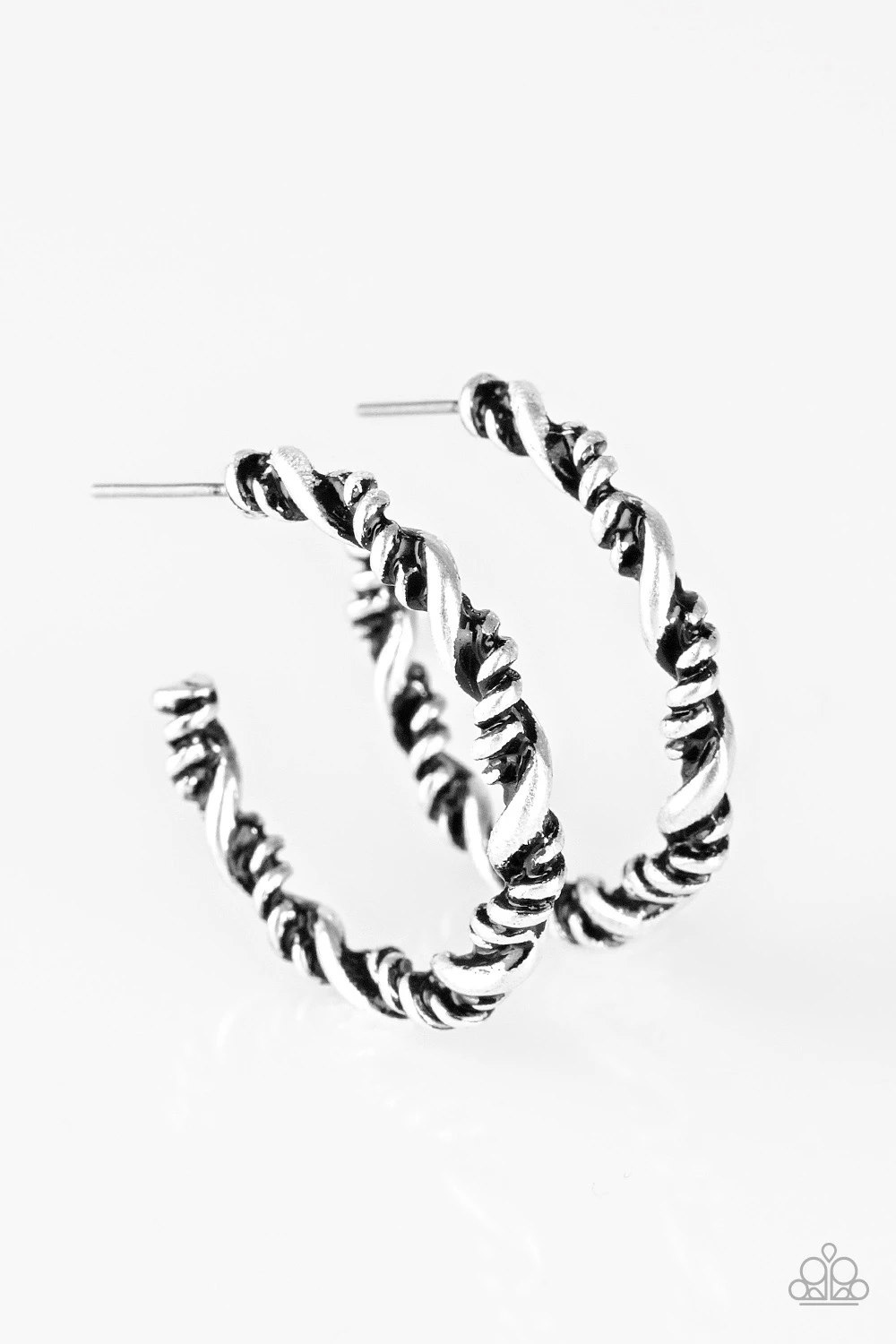 Plainly Panama Hoops