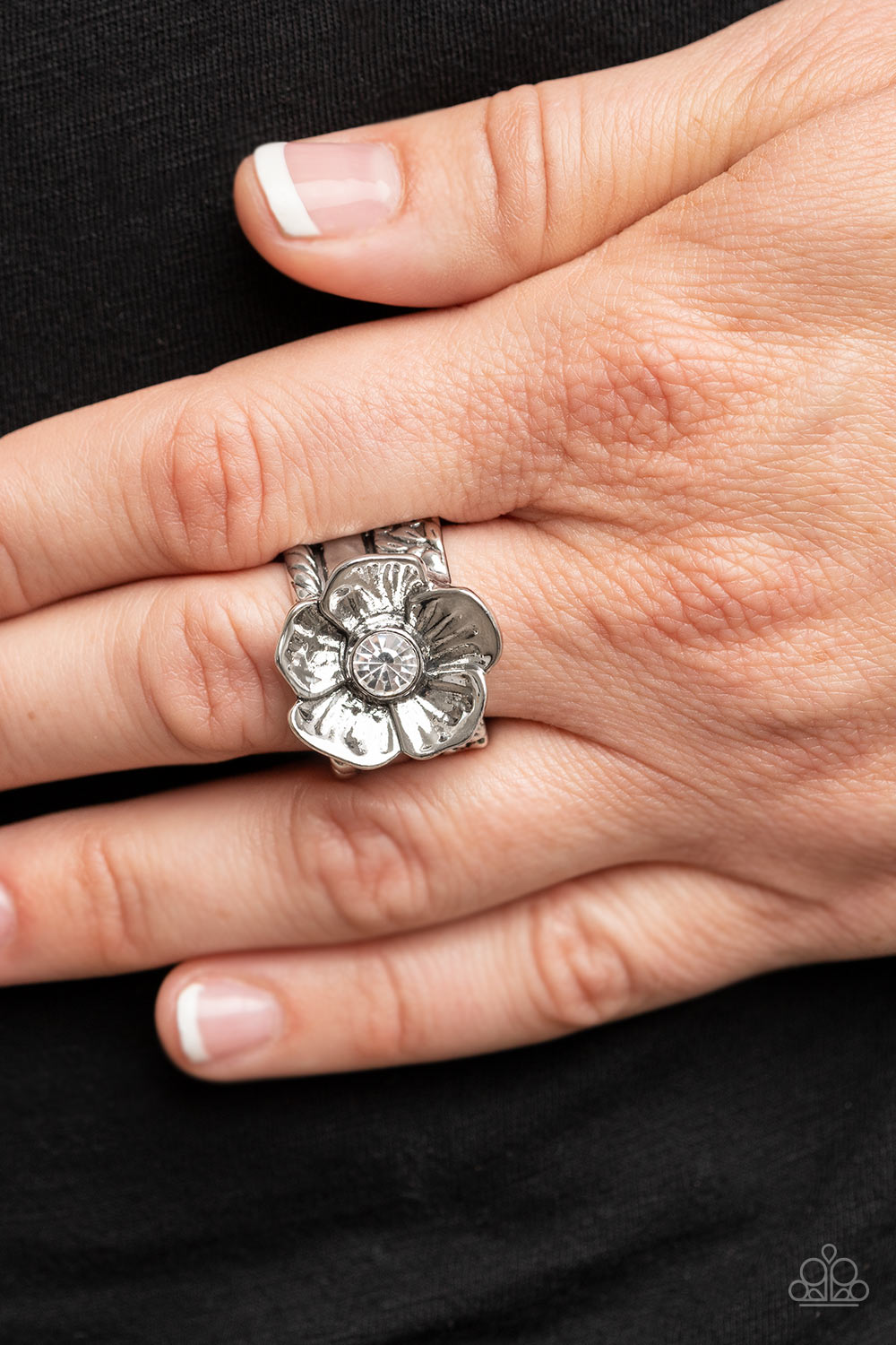 Paparazzi Prismatically Petunia Rings