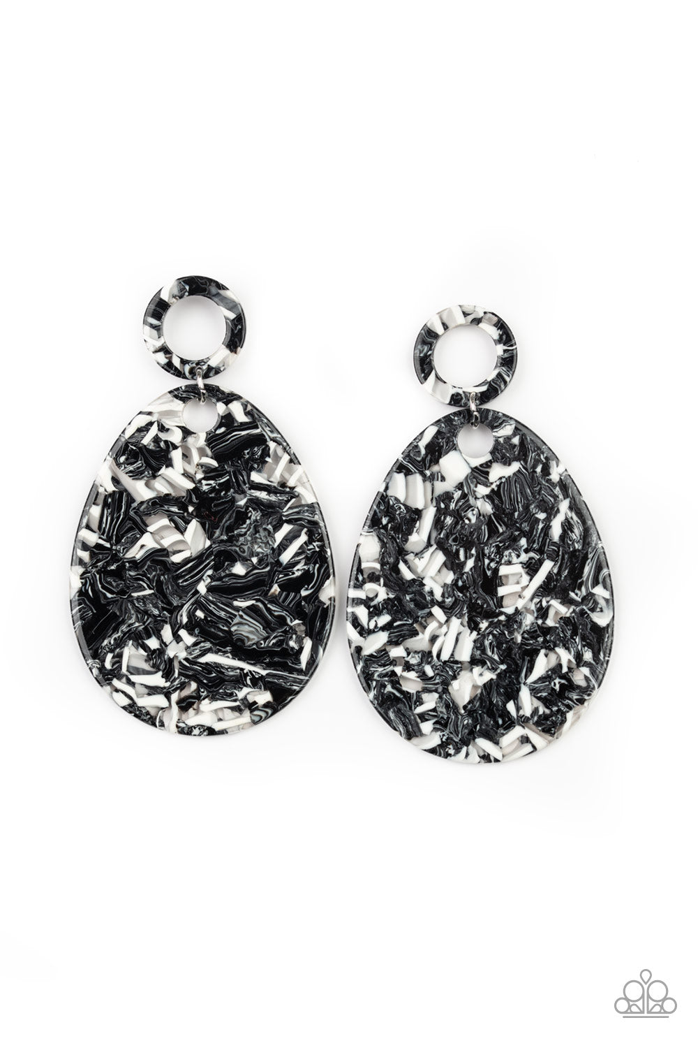 Paparazzi Retro-politan Earrings