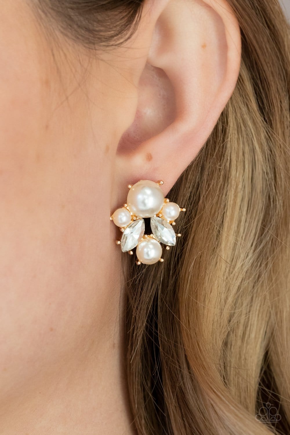 Royal Reverie Post Earrings