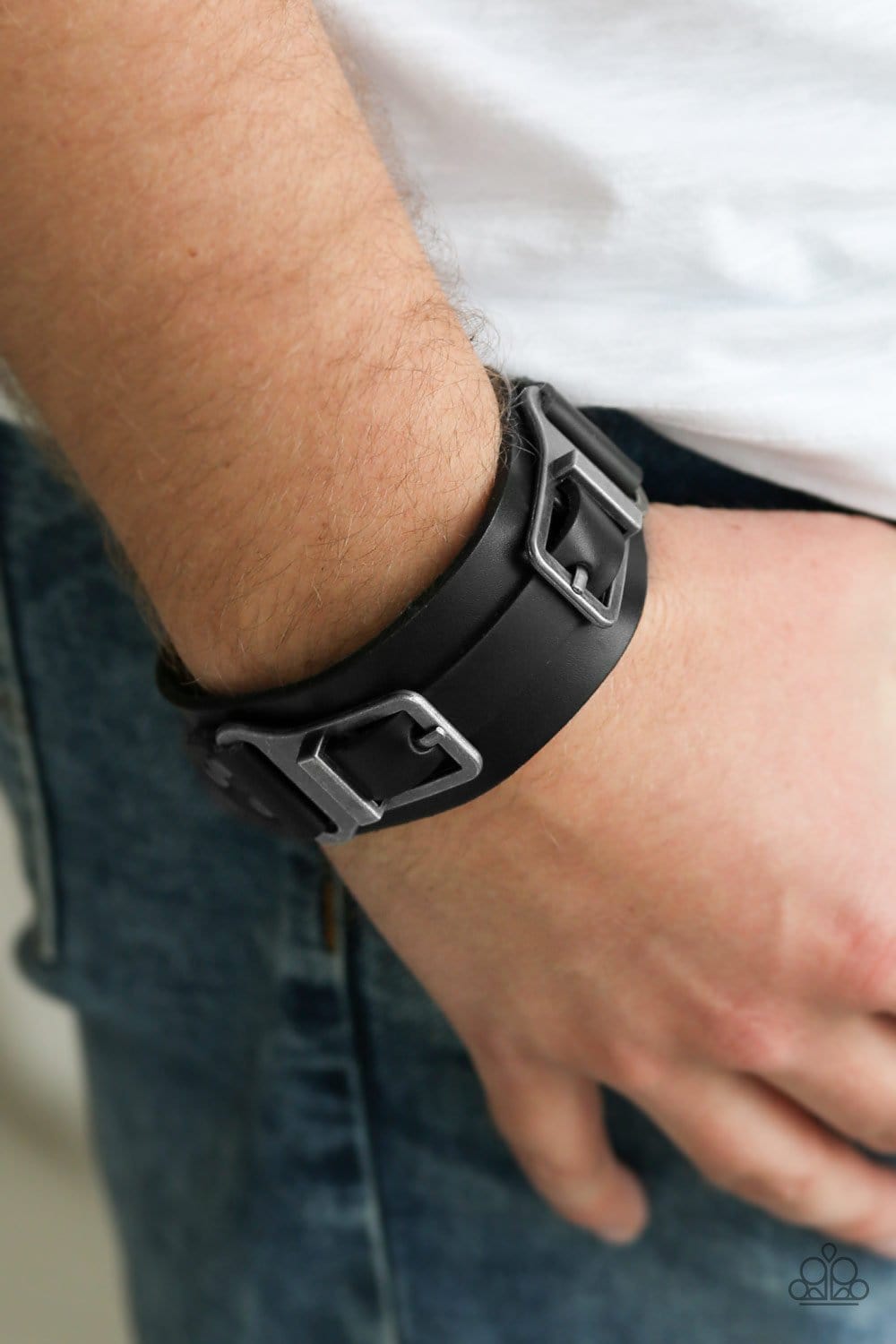 Paparazzi Scout It Out Mens Snap Bracelets