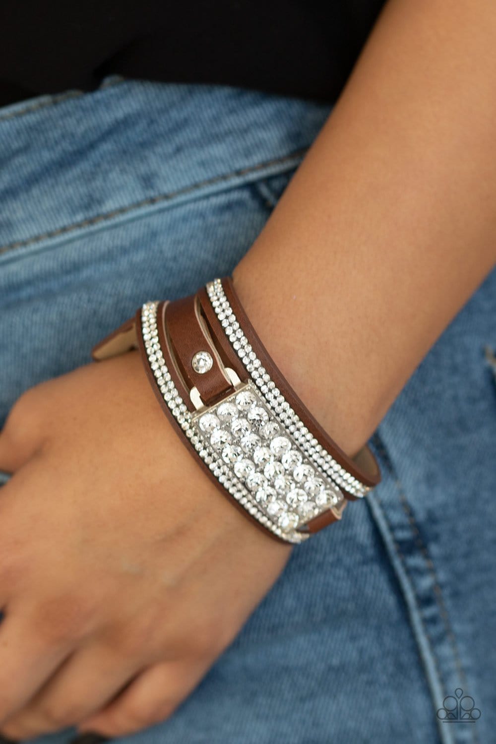 Paparazzi Shockingly Sparkly Wrap & Snap