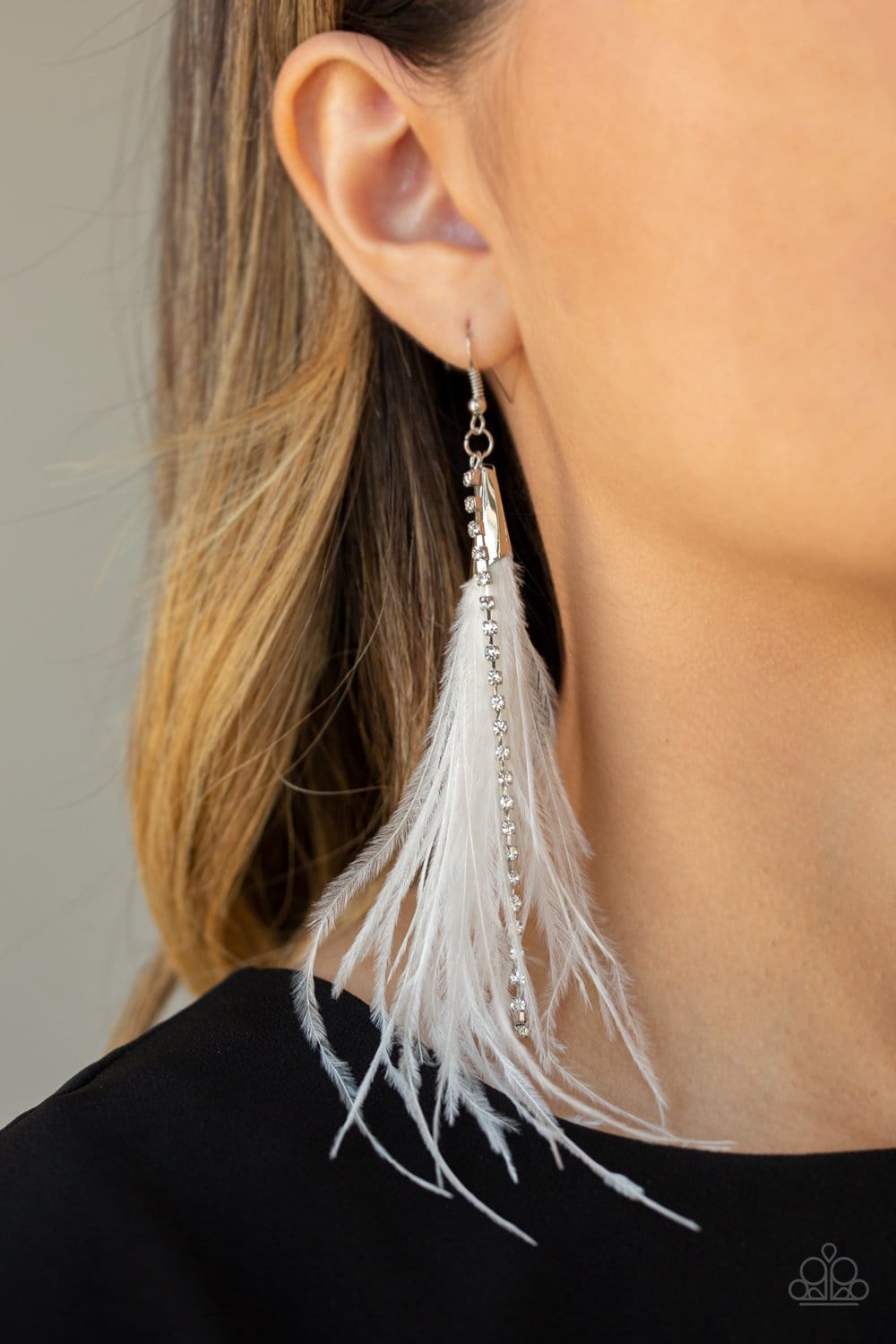 Paparazzi Showstopping Showgirl Earrings