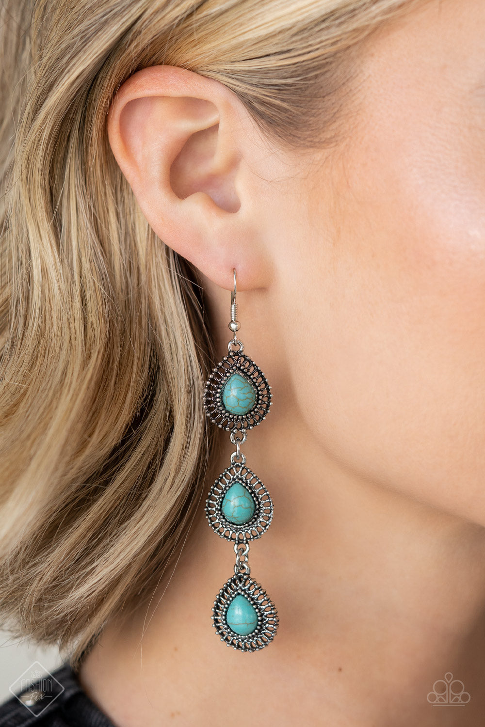 Simply Santa Fe Fashion Fix Sets April 2022
