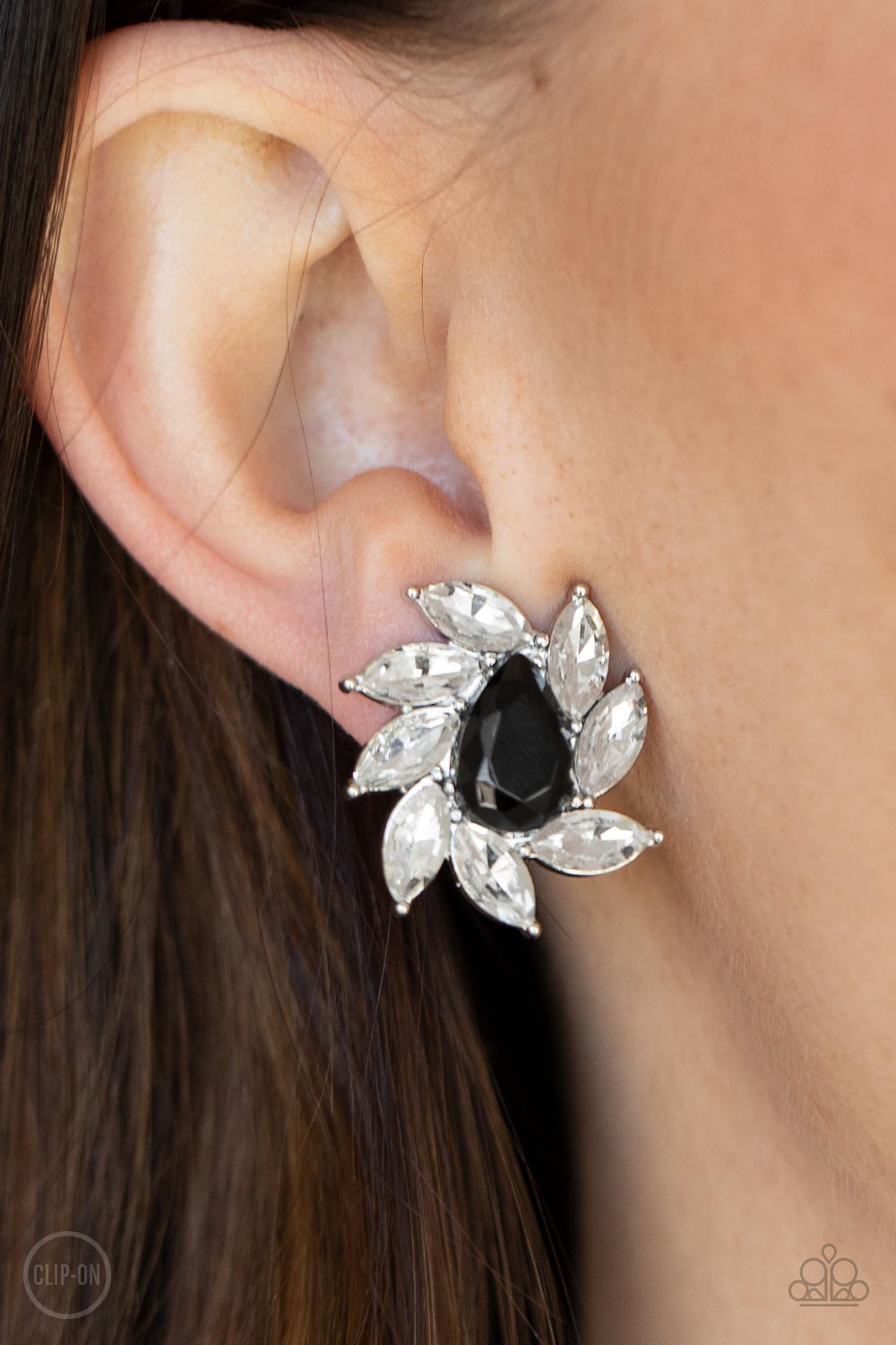 Paparazzi Sophisticated Swirl Clip-Ons