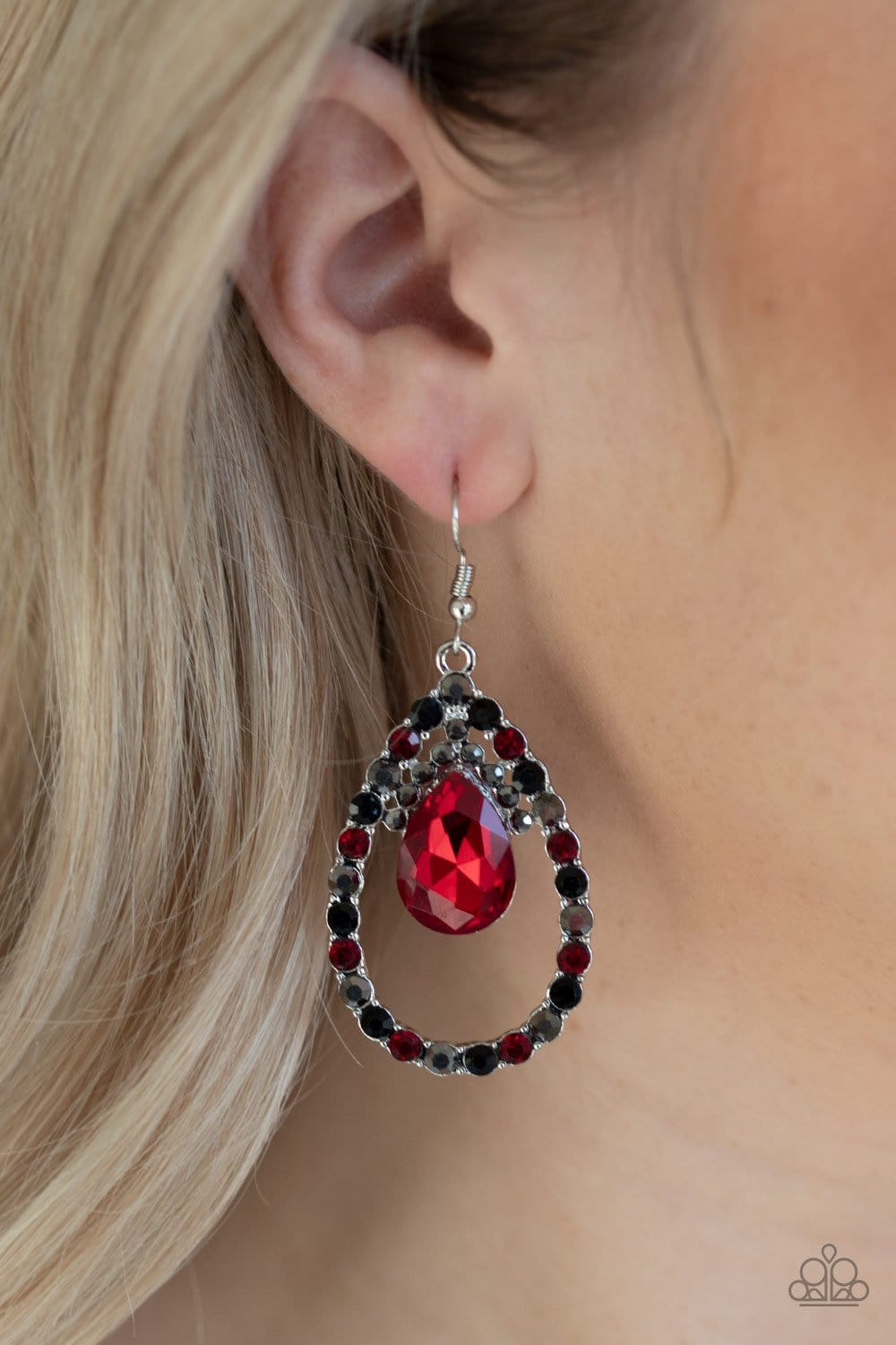 Trendsetting Twinkle Earrings