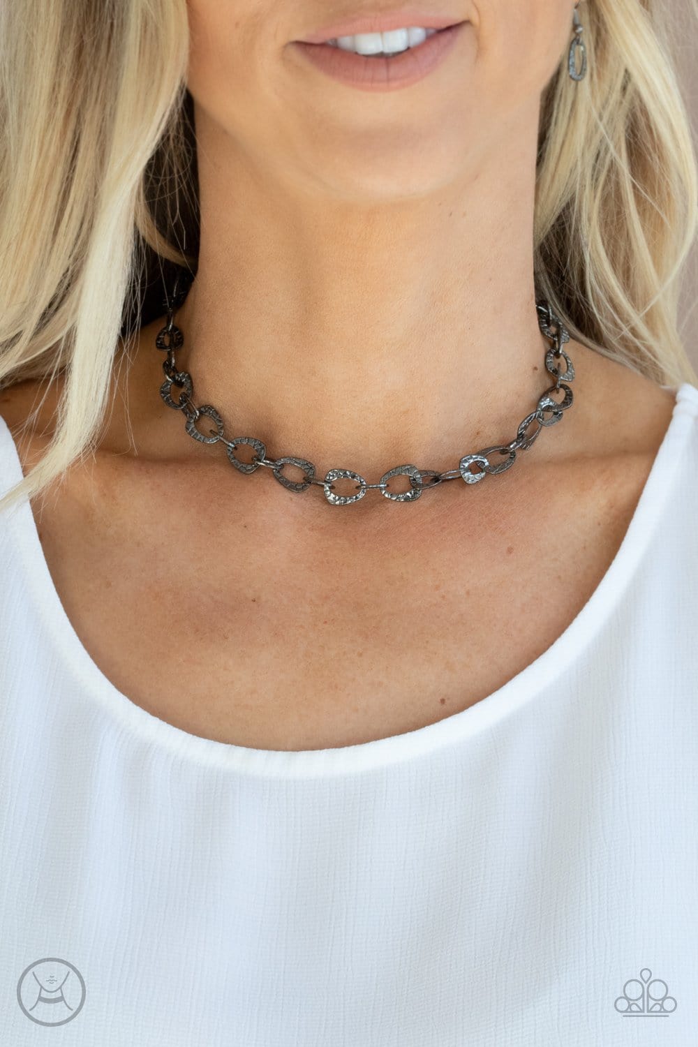 Paparazzi Urban Safari Choker