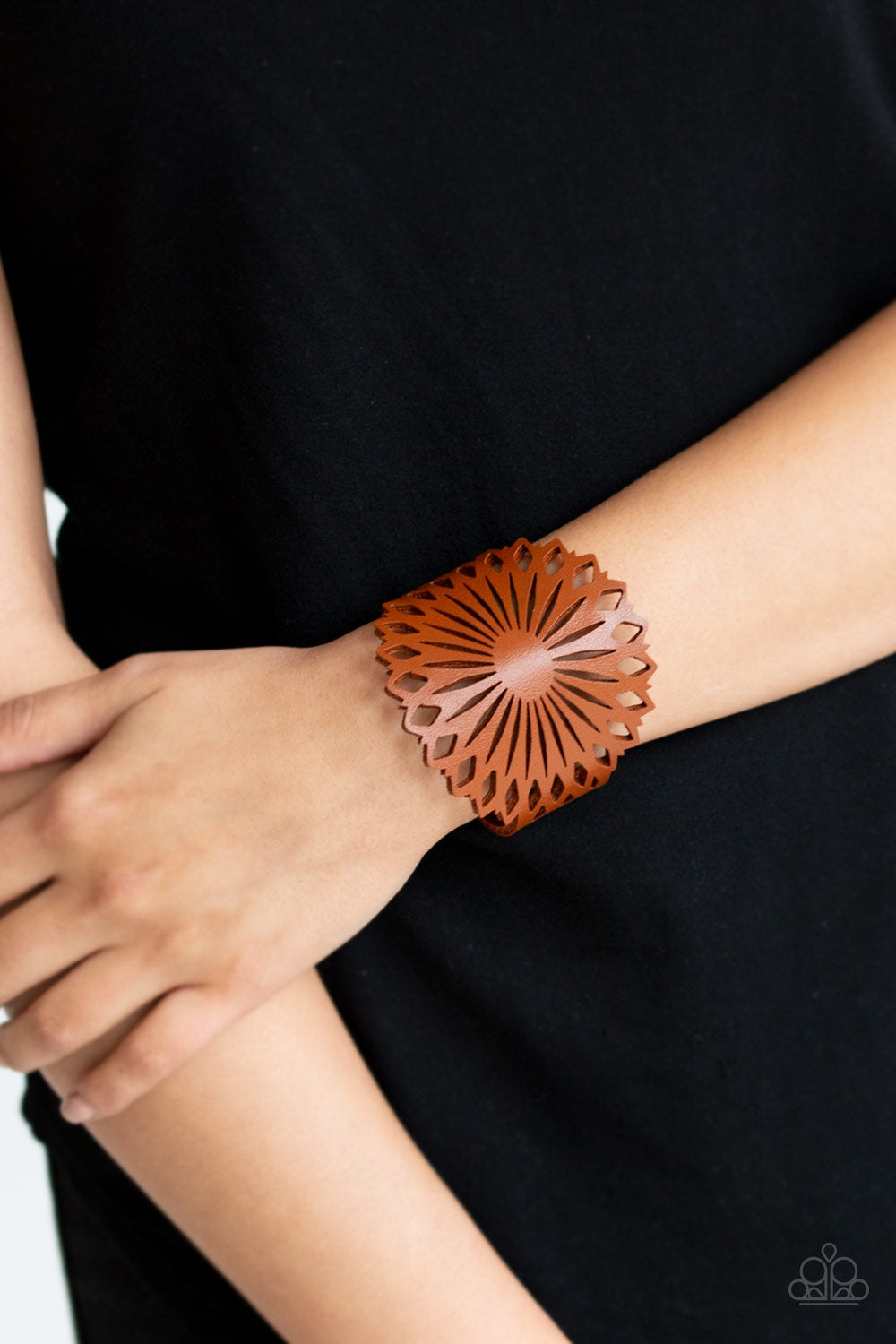 Paparazzi Wildflower Garden Wrap & Snap