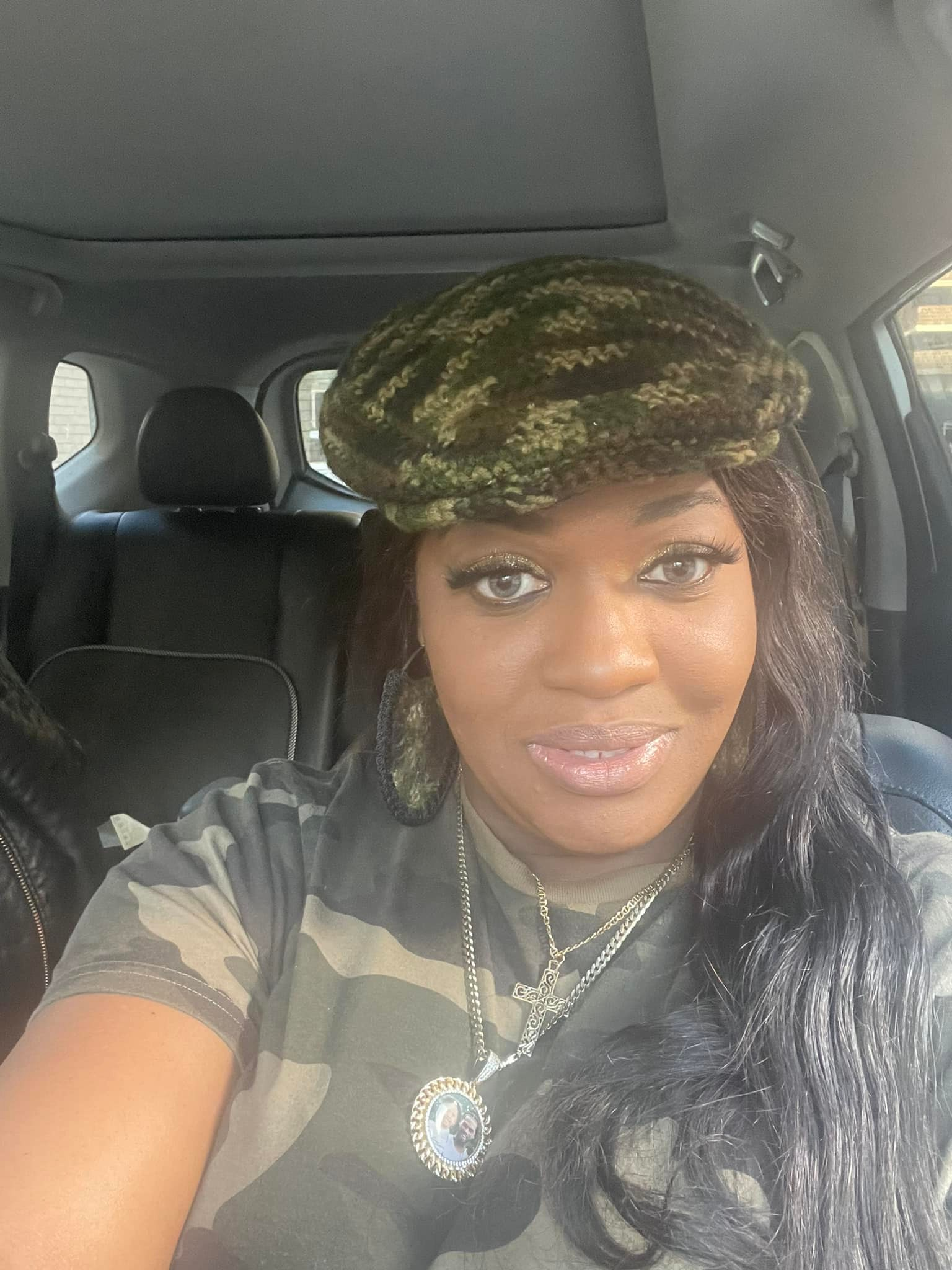 Camo Who's The Boss Hat & Earring Set